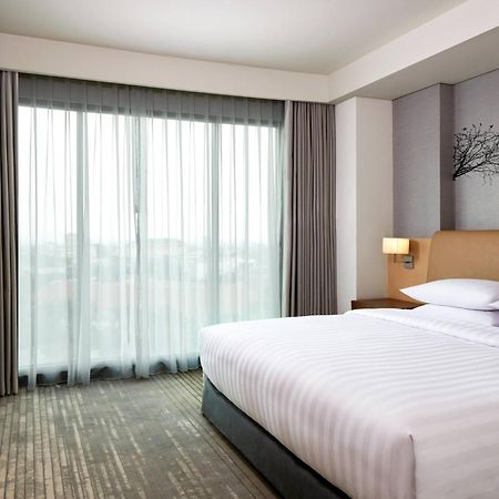 Hotel Courtyard By Marriott Bandung Dago Esterno foto