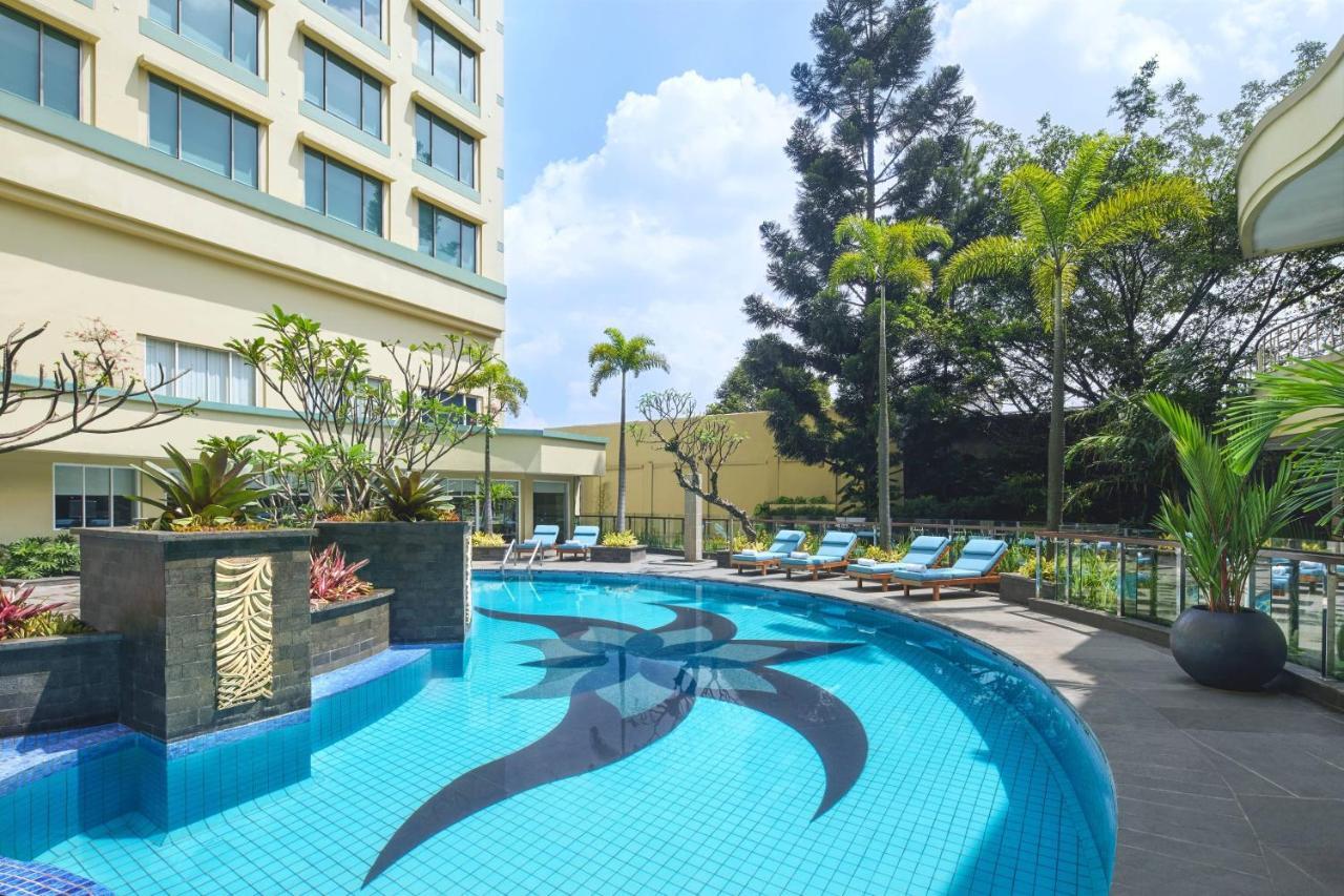 Hotel Courtyard By Marriott Bandung Dago Esterno foto