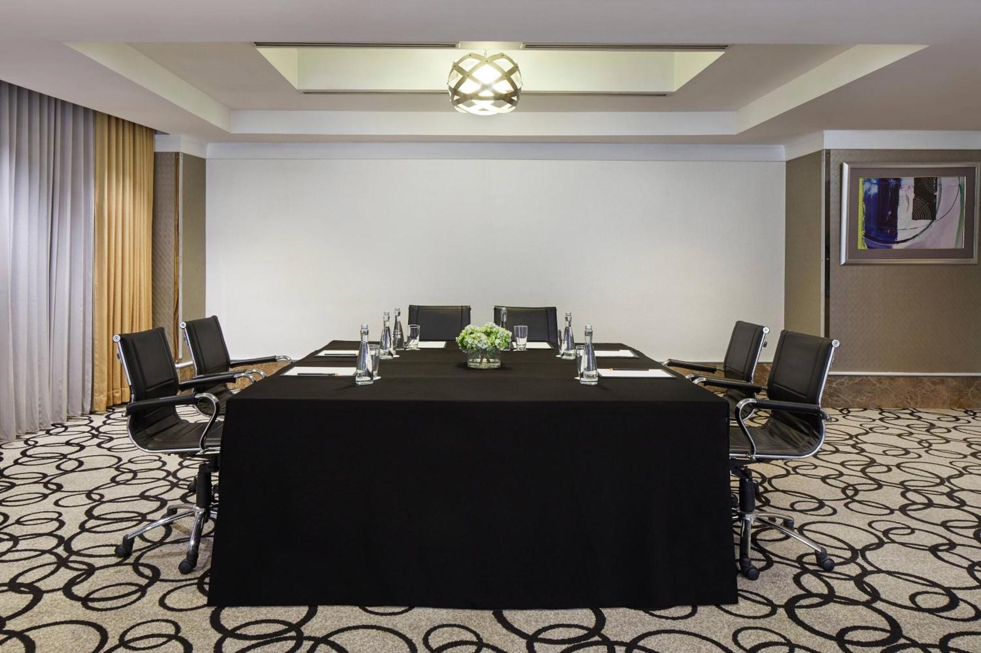 Hotel Courtyard By Marriott Bandung Dago Esterno foto