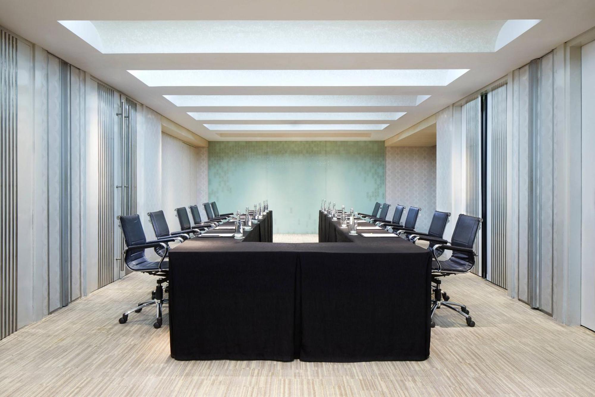 Hotel Courtyard By Marriott Bandung Dago Esterno foto