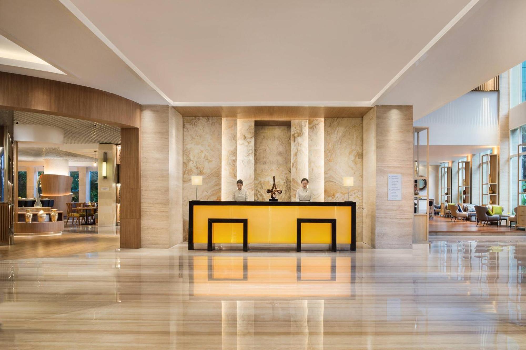 Hotel Courtyard By Marriott Bandung Dago Esterno foto