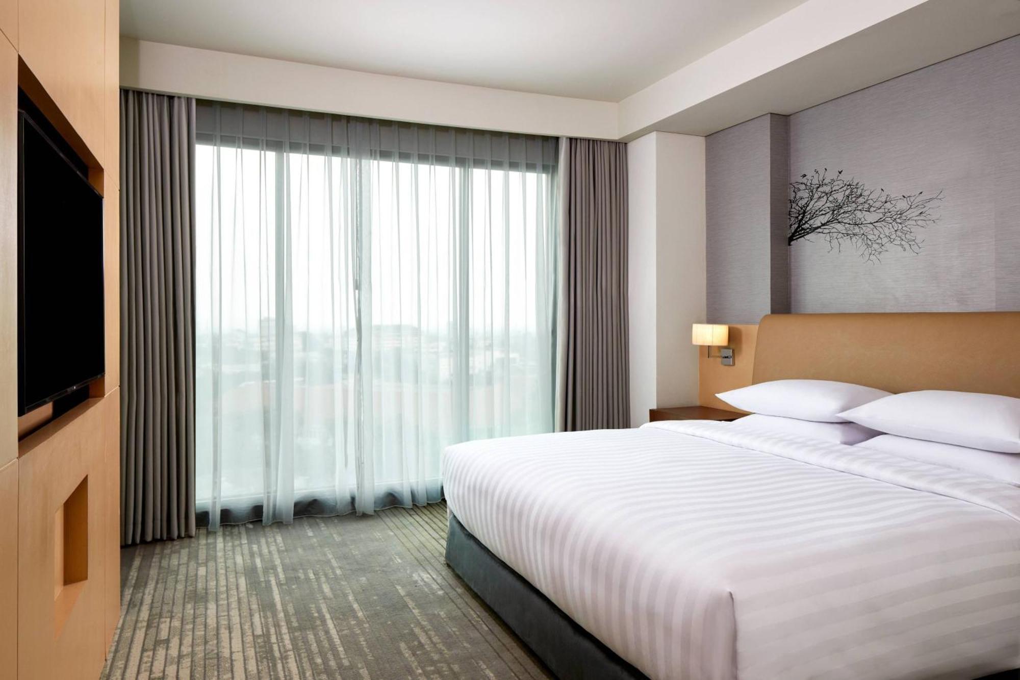 Hotel Courtyard By Marriott Bandung Dago Esterno foto
